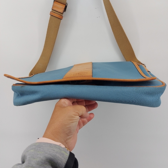 Coach blue and tan leather Trim messenger crossbody bag serial 6411 - Picture 4 of 13
